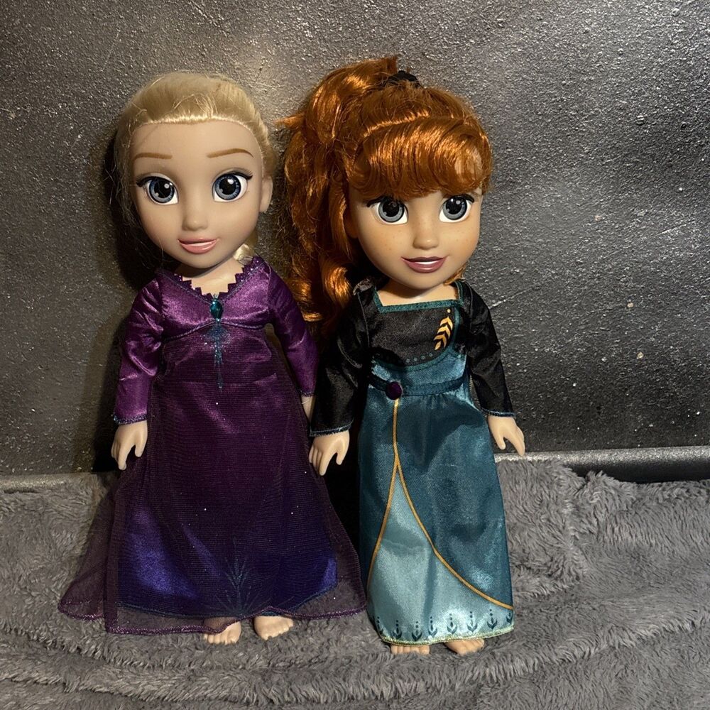 Disney Frozen 2 Toddler Dolls Poseable Purple Black Queen Anna Elsa Lot 2 14”